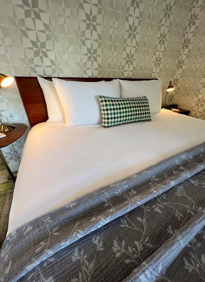 Artisan Suites On Bowen Snug Cove المظهر الخارجي الصورة