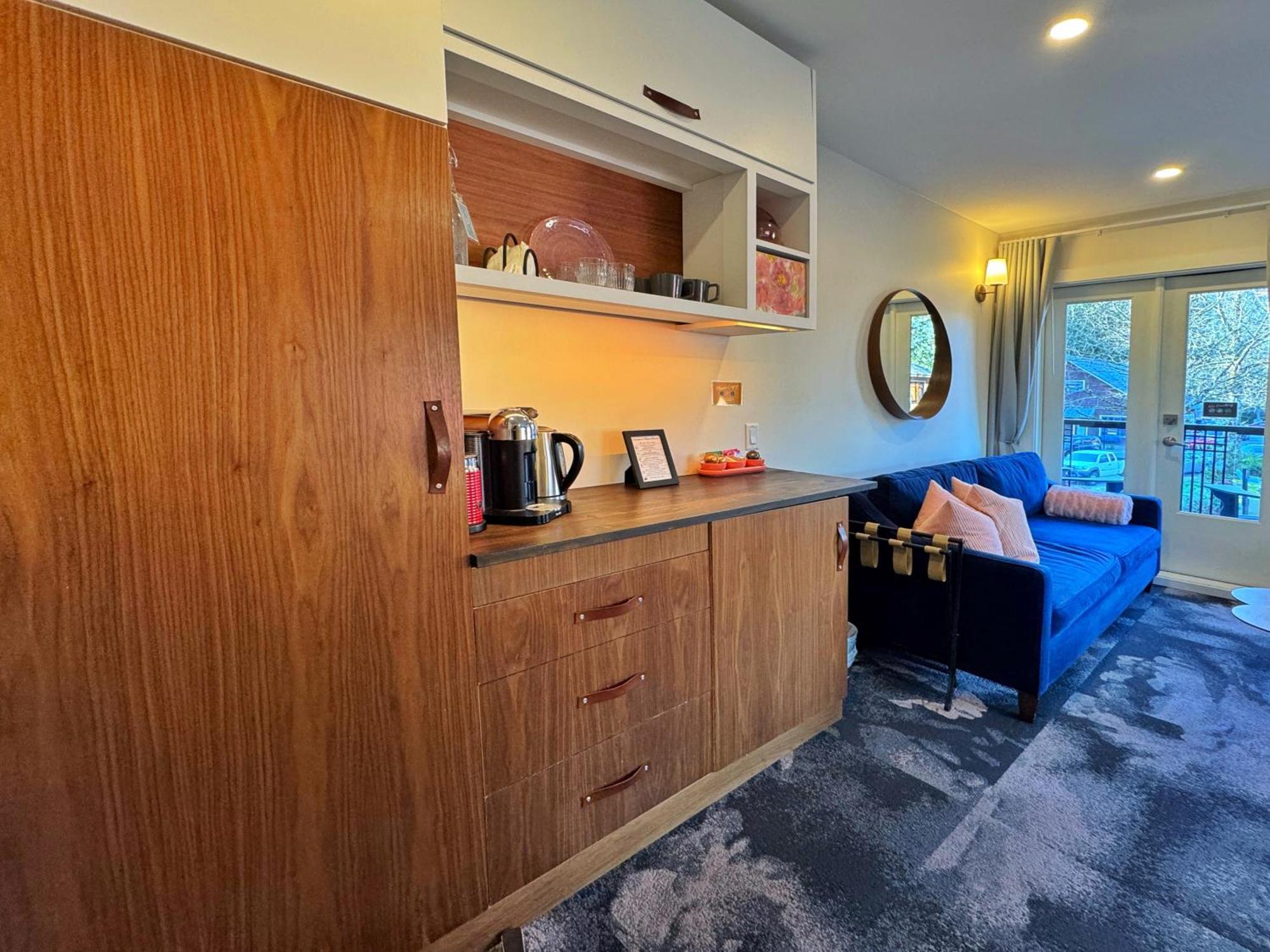 Artisan Suites On Bowen Snug Cove المظهر الخارجي الصورة
